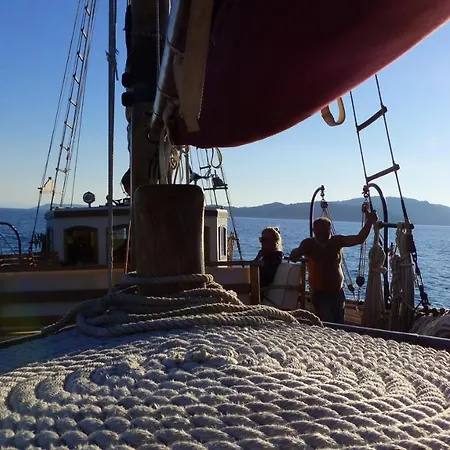 Bateau Le Suzanna